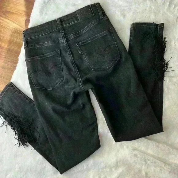 Levi’s High Waist fringe ankle Skinny Jeans - Picture 6 of 8
